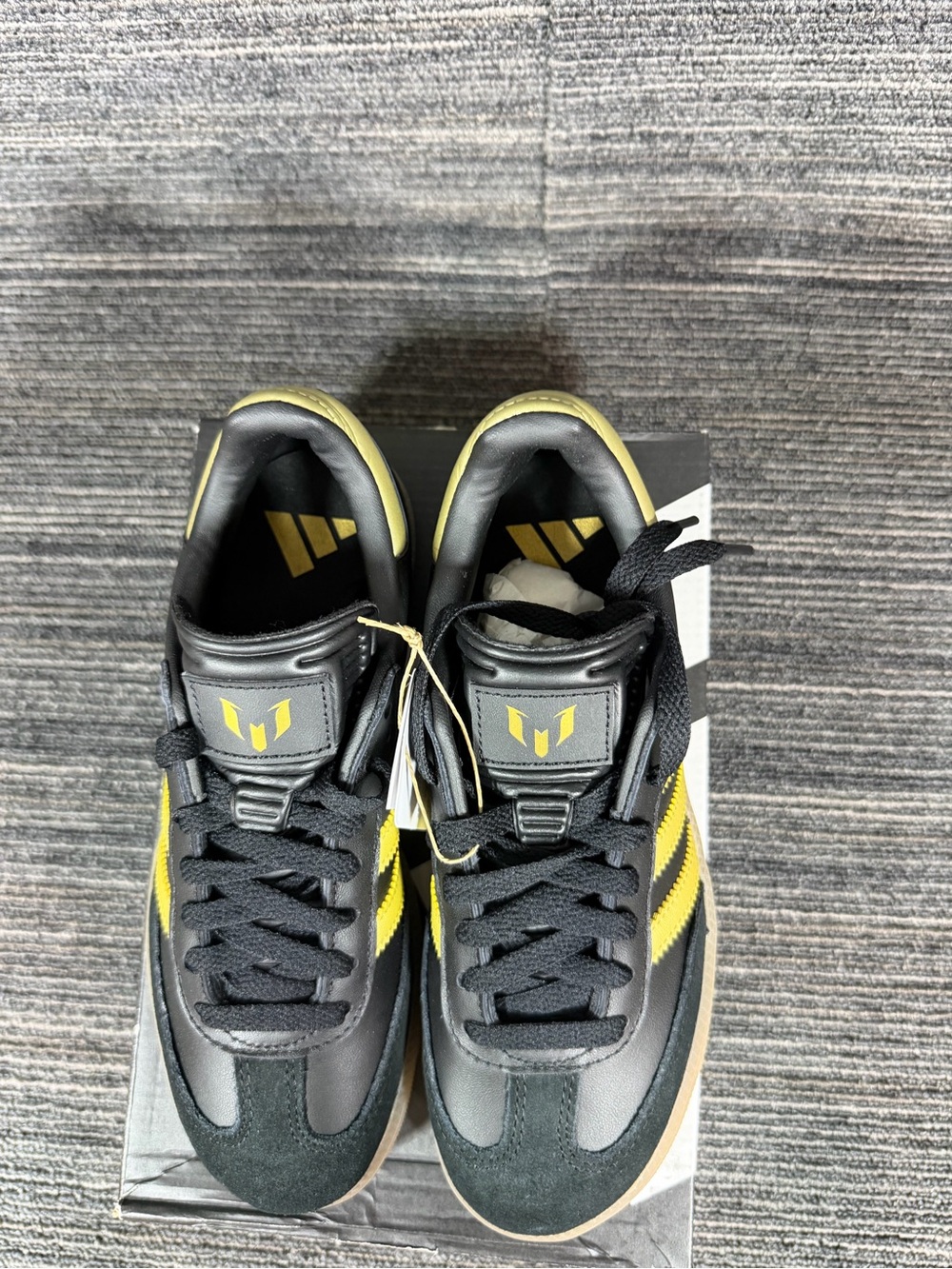 adidas Samba Messi J Black and Gold Low-Top Soccer Shoes Kids 4.5 New - Picture 6 of 10